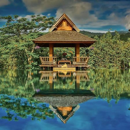 Howie'S Homestay Mae Rim Exterior photo