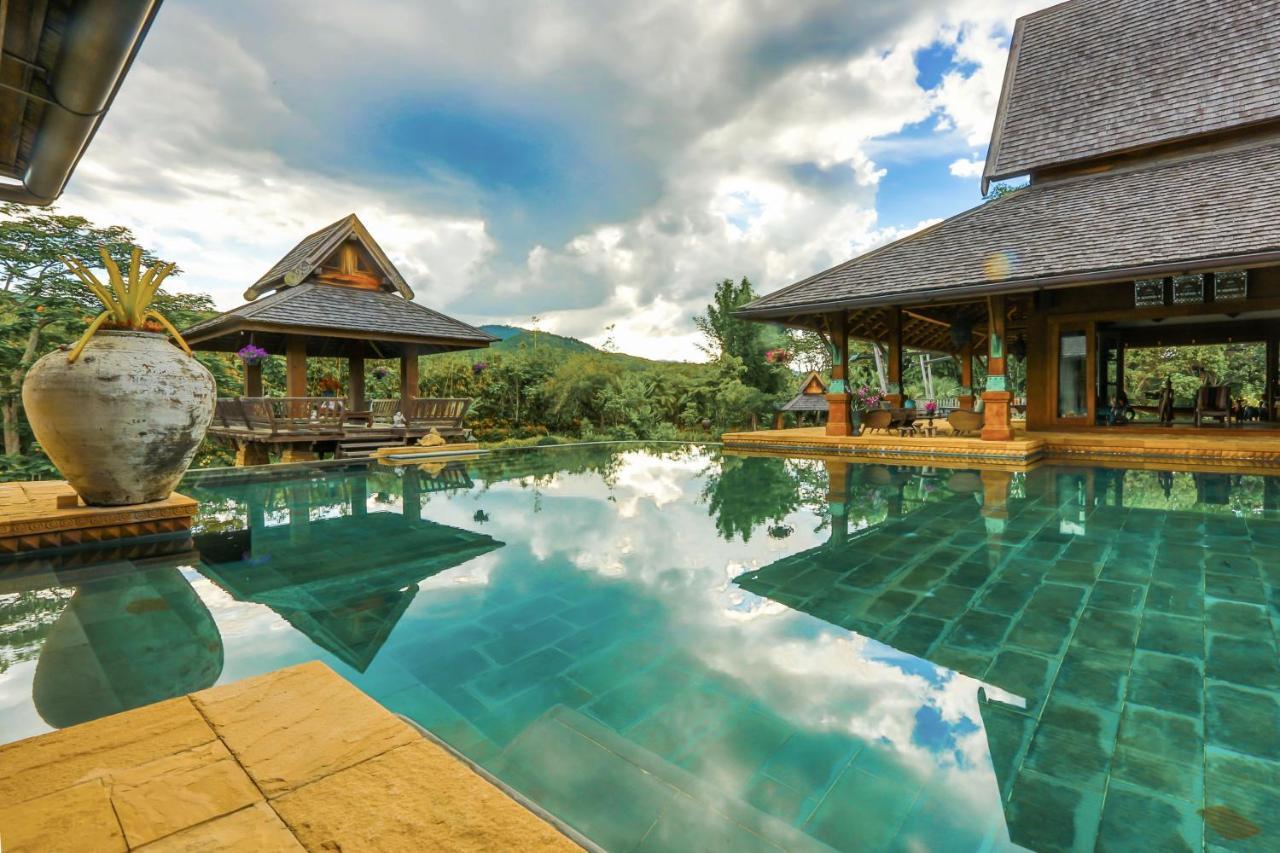 Howie'S Homestay Mae Rim Exterior photo