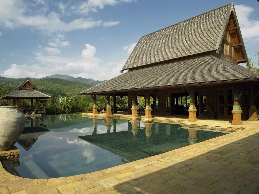 Howie'S Homestay Mae Rim Exterior photo